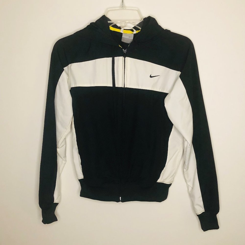 Nike Zip Up Hoodie (water resistant material)